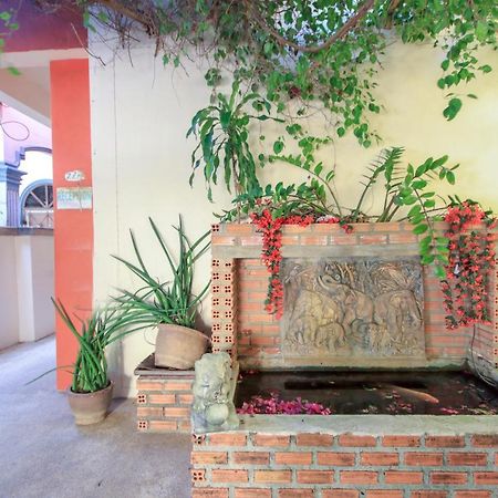 Ban Elephant Blanc Apartment カタビーチ エクステリア 写真